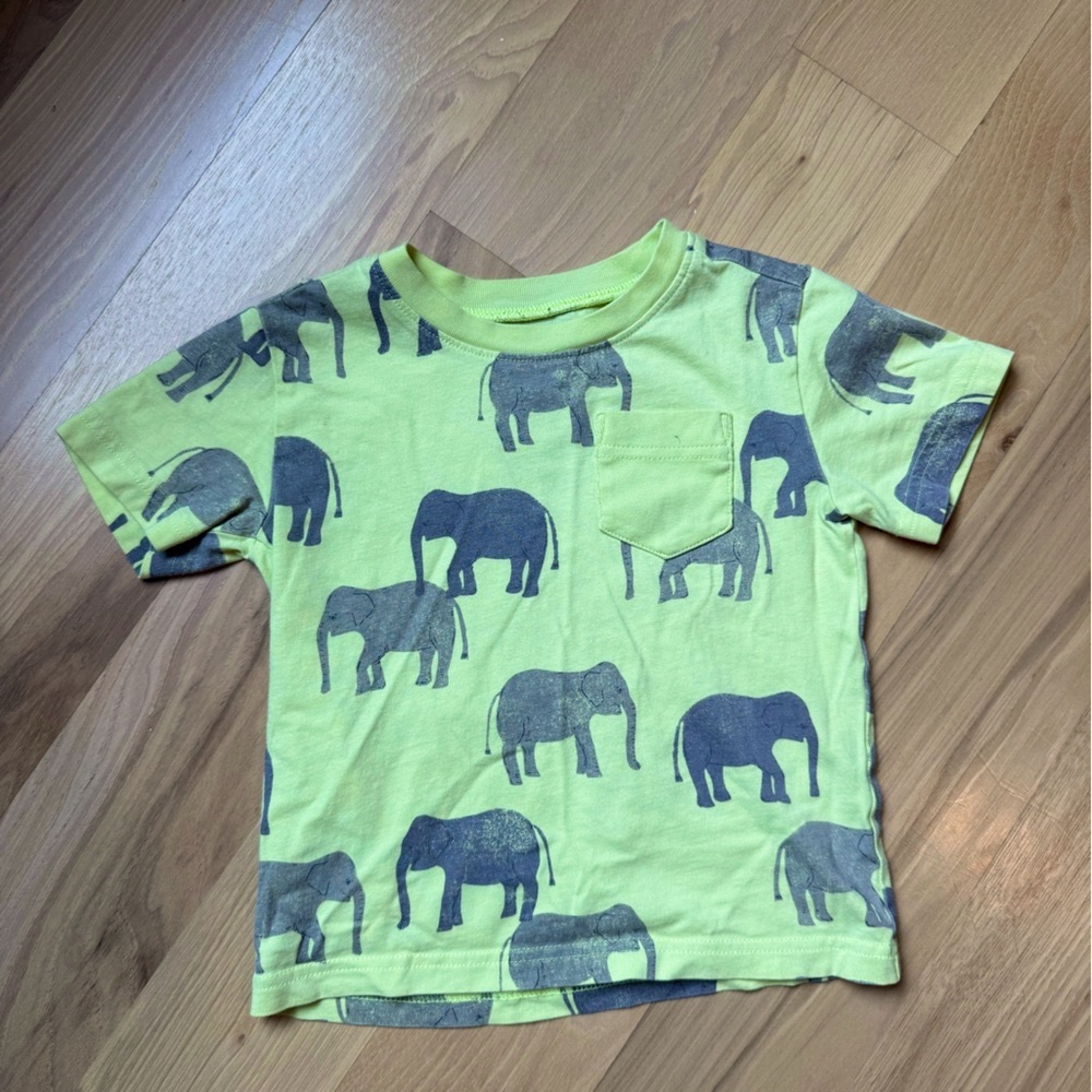 Tea Collection Yellow and Gray Elephant short sleeve Tee